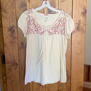 The north face Tshirt.